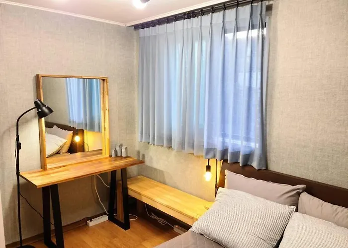 Hongdae Aron House 4*
